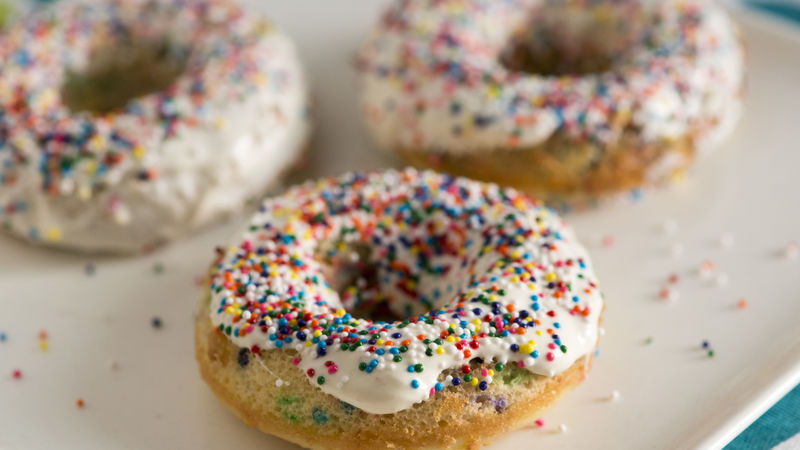 Baked Confetti Doughnuts