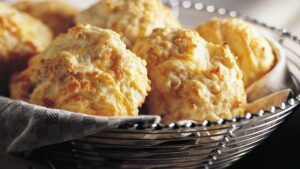 Bisquick™ Heart Smart™ Cheese-Garlic Biscuits