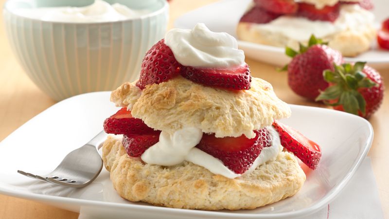 Bisquick™ Strawberry Shortcakes