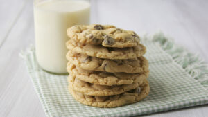 Bisquick® Chocolate Chip Cookies