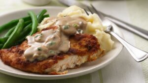 Chicken Breasts with Creamy Mushroom Gravy