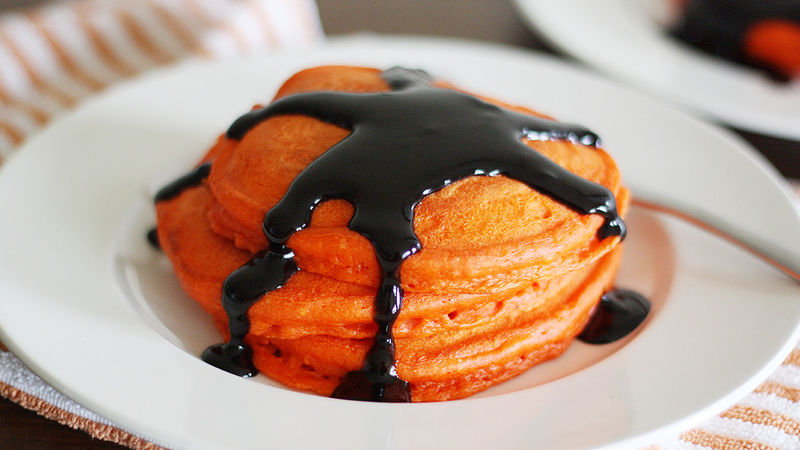 Halloween Pumpkin Pancakes