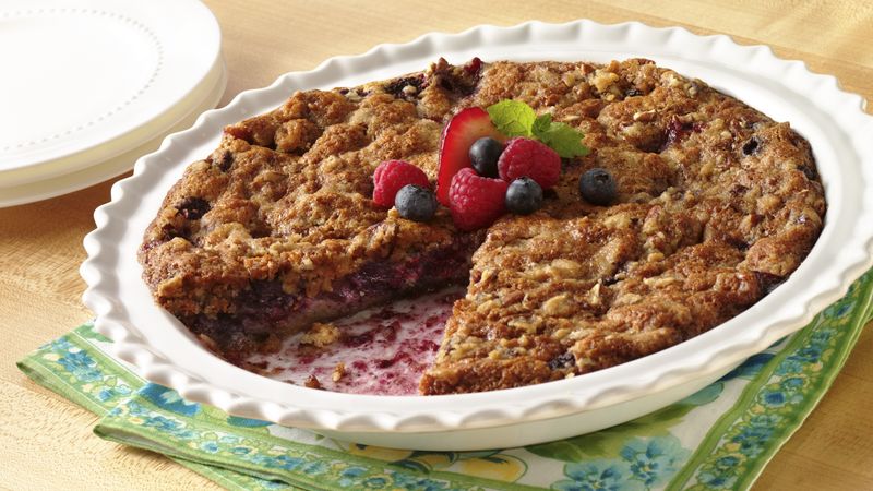 Impossibly Easy Mixed-Berry Crumble Pie