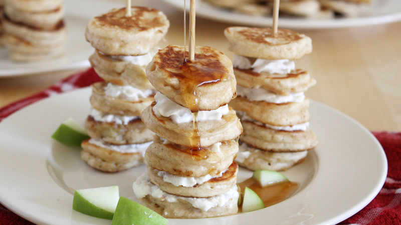 Mini Apple Pie Pancake Kabobs