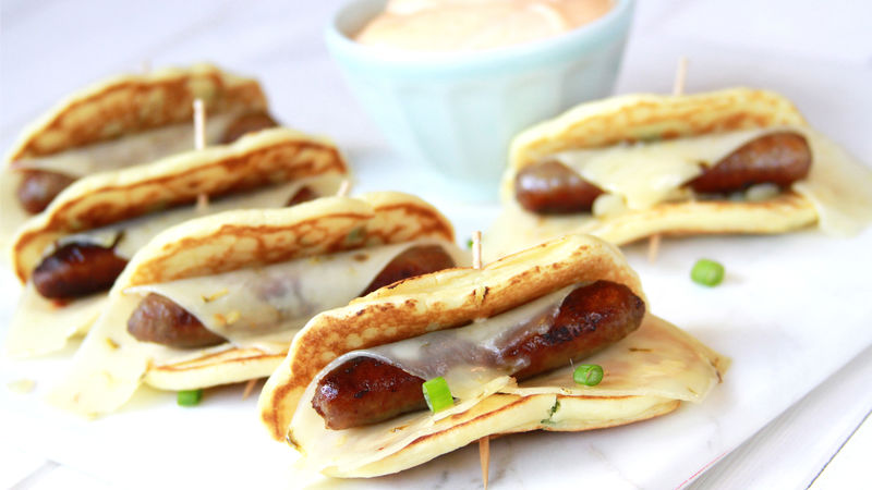Spicy Green Onion Pigs in a Blanket with Sriracha Dipping Sauce